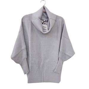 NWT Davi & Dani Gray Cowl Neck Womens Sweater Size M Ribbed Dolman Sleeve